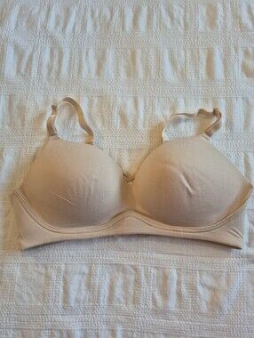 Torrid Curve women's 40D Tan wirefree lightly padded bra EUC